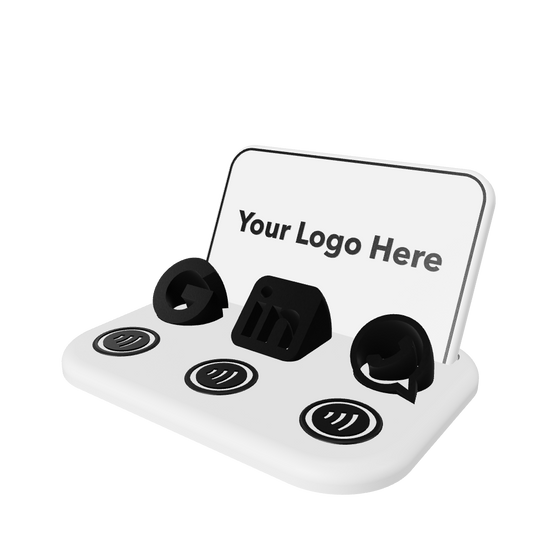 3D-Modell eines Social Boards mit NFC-Tags – personalisierbares Display mit Platz für eigenes Logo, integrierten NFC-Tags zur Verknüpfung von Social-Media-Profilen (z. B. LinkedIn, Google, WhatsApp), ideal für digitales Networking, Branding und Influencer-Marketing.